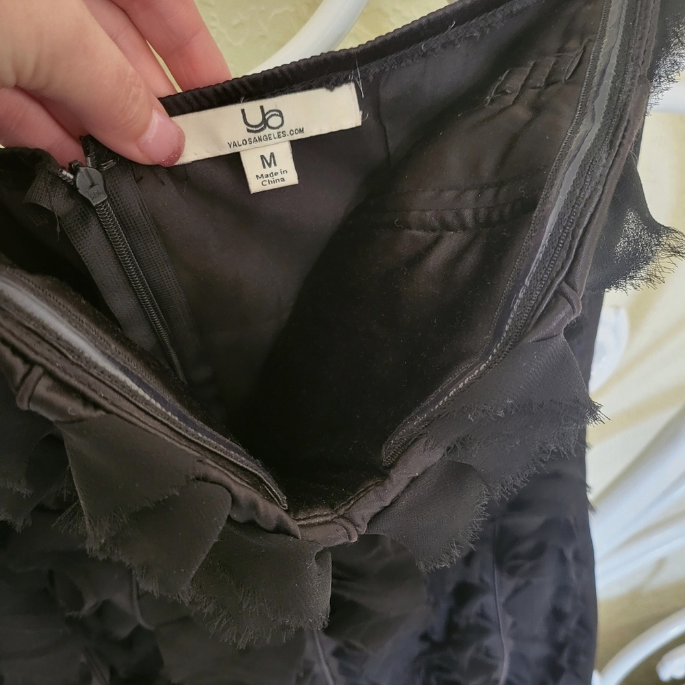 🌿YA Los Angeles Womens Black Mini Ruffle Dress size Medium - Picture 4 of 8